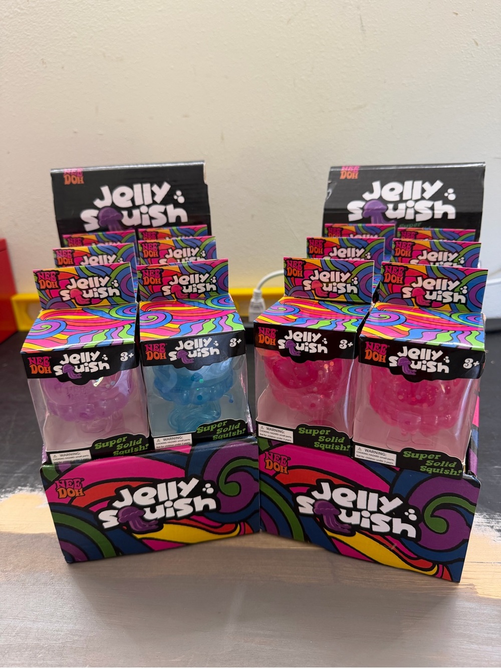 Viral Jumbo Jellyfish Needoh